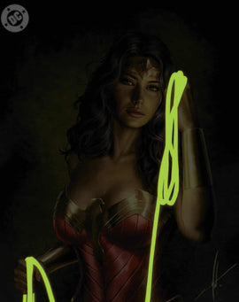 Wonder Woman #25 NEW YORK CONVENTION Alpha exclusive Pre-order.  VIRGIN GLOW IN THE DARK variant by Carla Cohen